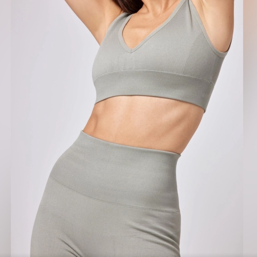 LSPACE work it bra
Color Sage